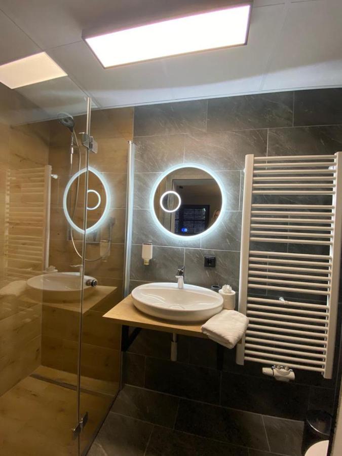 Hotel Gasthof Kaesser Ansbach Eksteriør bilde