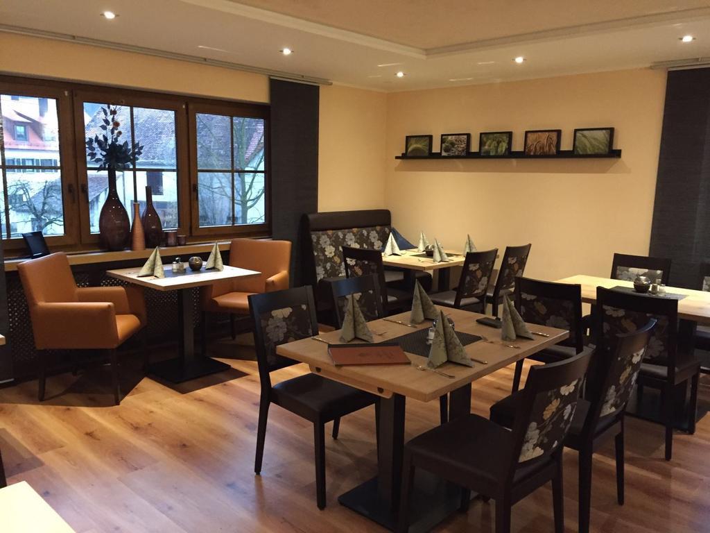 Hotel Gasthof Kaesser Ansbach Eksteriør bilde