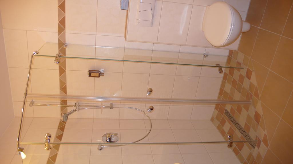 Hotel Gasthof Kaesser Ansbach Eksteriør bilde