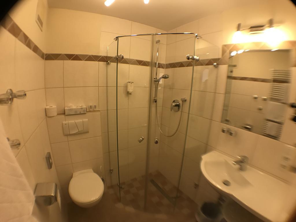 Hotel Gasthof Kaesser Ansbach Eksteriør bilde